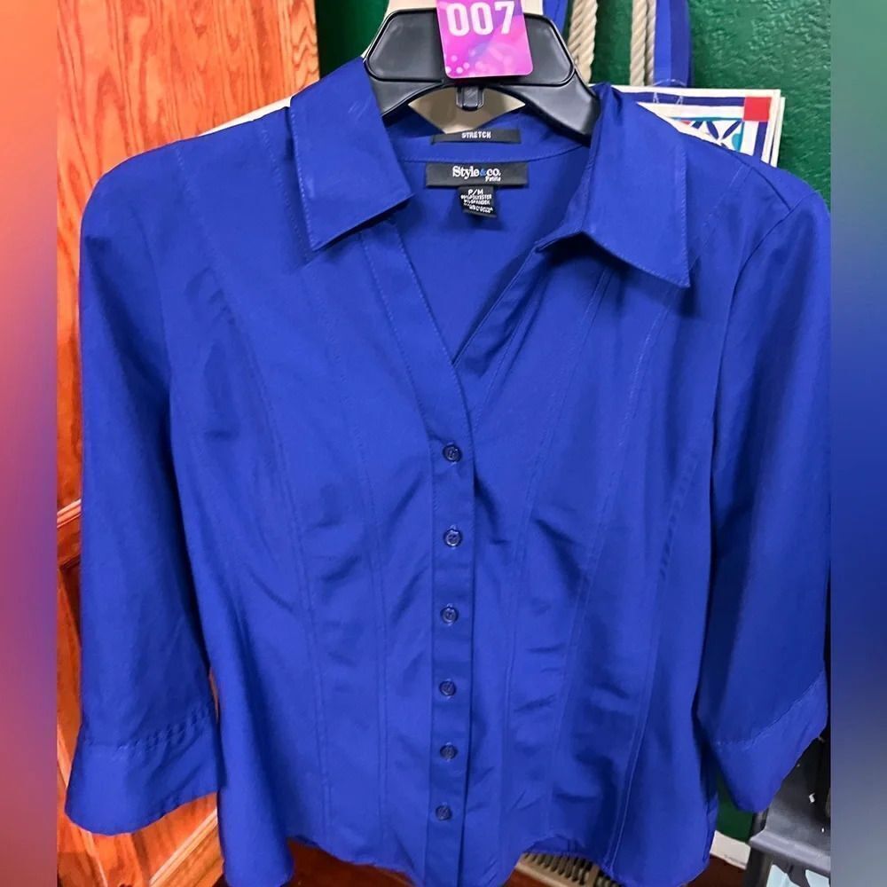 EUC Style & Co. Petite Medium Cobalt Blue Top #007